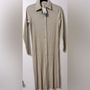 H&M Cream Colored, Casual, Stretchy, Buttoned Down Midi Dress.